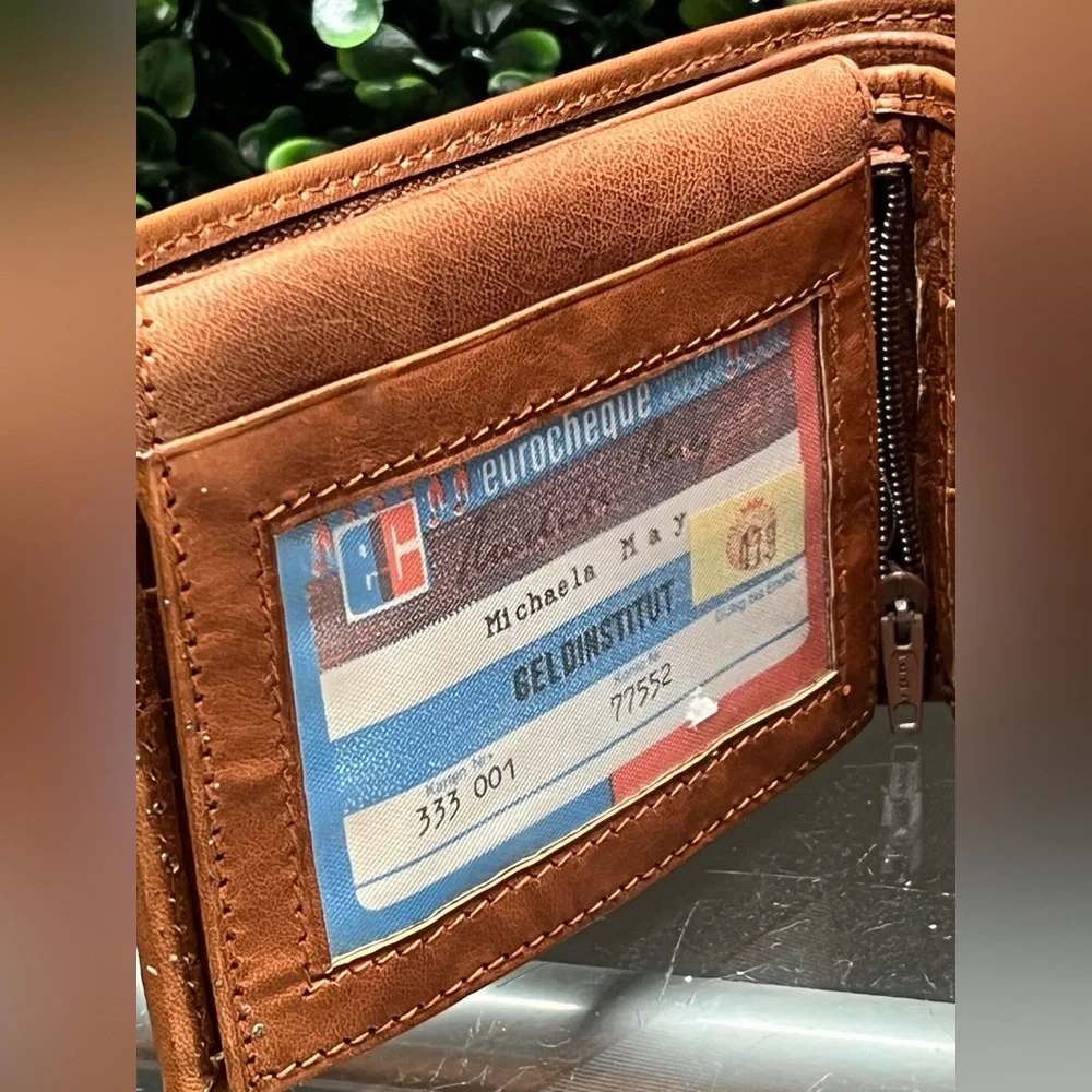 Elegant Tan Leather Wallet for Men